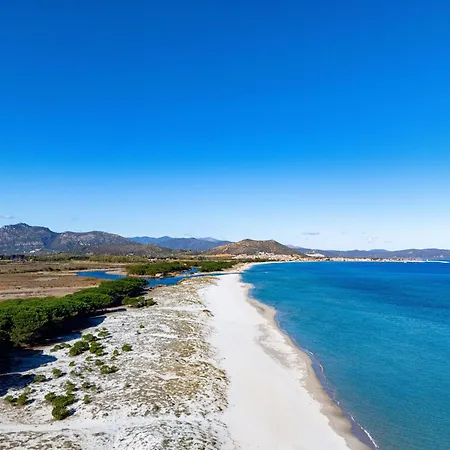 Apartment Beach-apartmet-20-mt-from-the-beach La Caletta